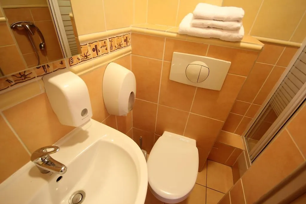 ***  Hotel Atlantic Lourdes France